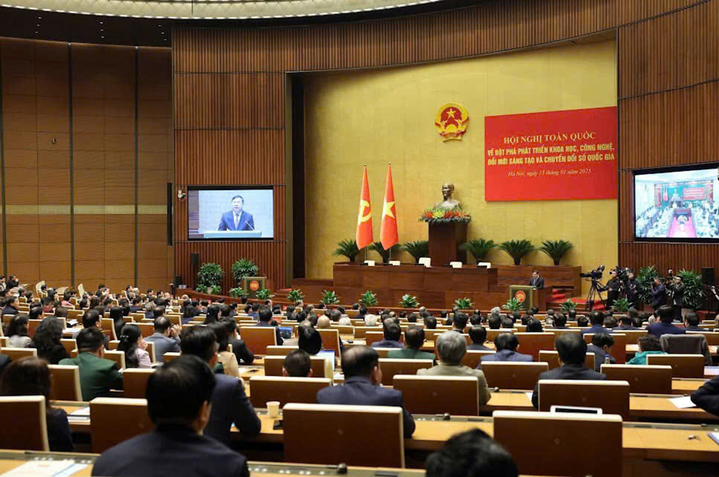 Quang cảnh Hội nghị tại Hội trường Diên Hồng