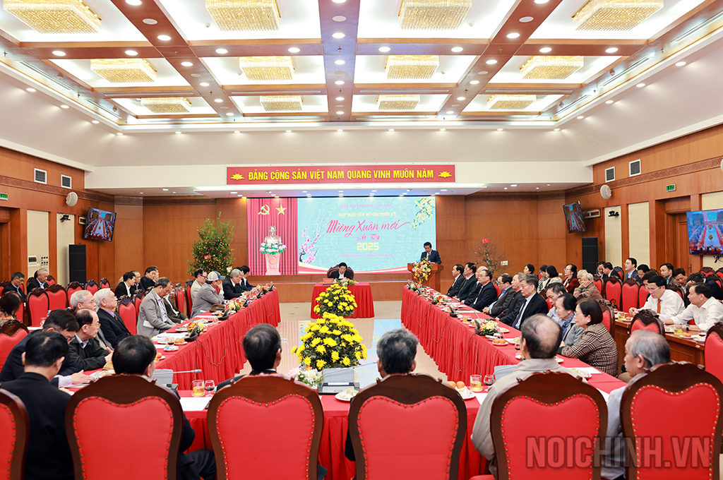 Quang cảnh buổi gặp mặt