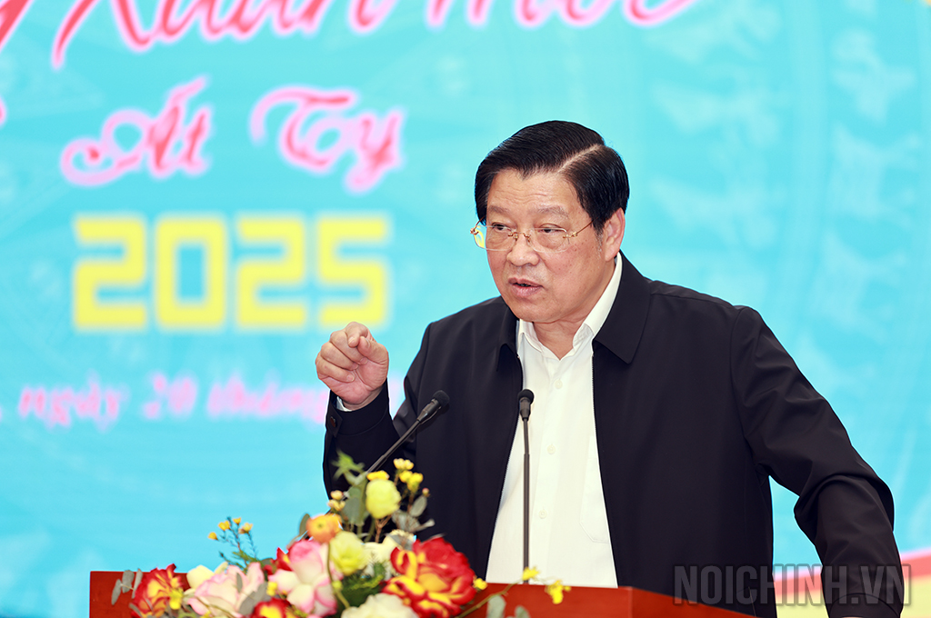 Đồng chí Phan Đình Trạc, Ủy viên Bộ Chính trị, Bí thư Trung ương Đảng, Trưởng Ban Nội chính Trung ương phát biểu