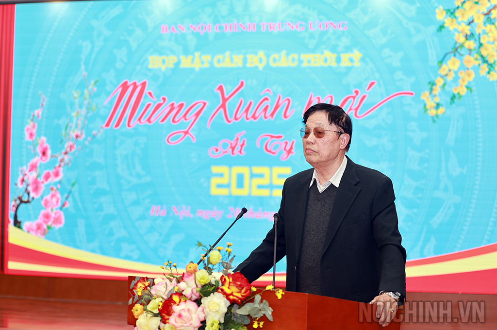 Đồng chí Vũ Tiến Chiến, nguyên Ủy viên Trung ương Đảng, Chánh Văn phòng Ban Chỉ đạo Trung ương về phòng, chống tham nhũng phát biểu