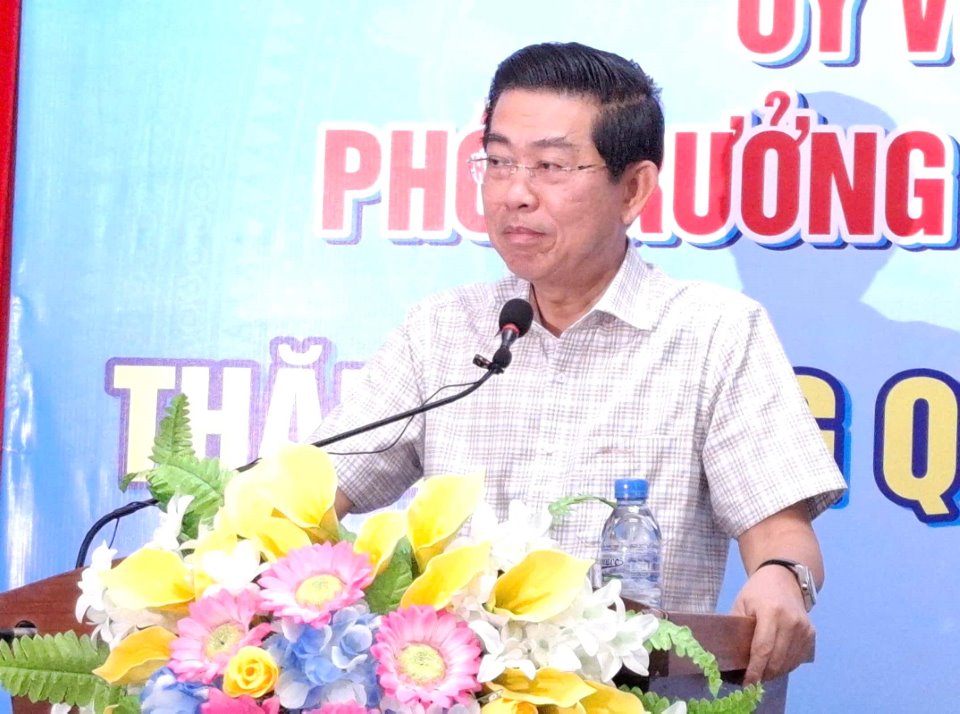 Đồng chí Võ Văn Dũng, Phó Trưởng ban Thường trực Ban Nội chính Trung ương phát biểu tại buổi trao tặng quà cho công nhân, lao động tỉnh Bạc Liêu