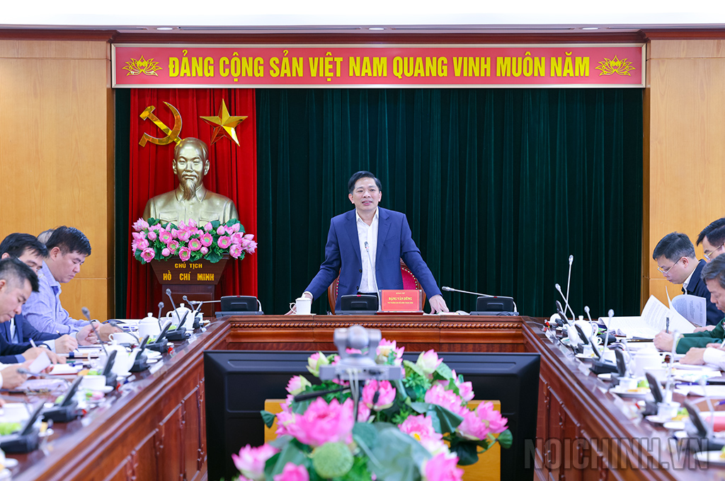 Đồng chí Đặng Văn Dũng, Phó Trưởng Ban Nội chính Trung ương, Thành viên Ban Chỉ đạo, Tổ trưởng Tổ Biên tập xây dựng Đề án phát biểu kết luận