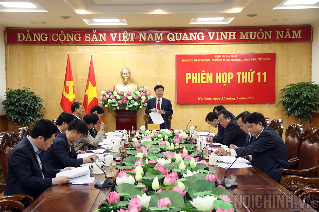 Quang cảnh Phiên họp