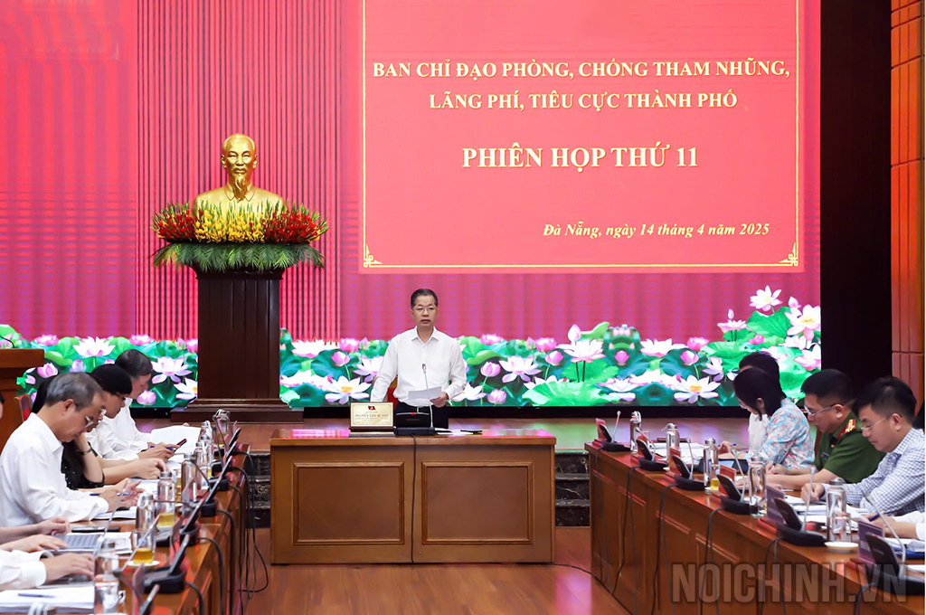 Quang cảnh Phiên họp