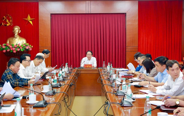 Toàn cảnh Phiên họp