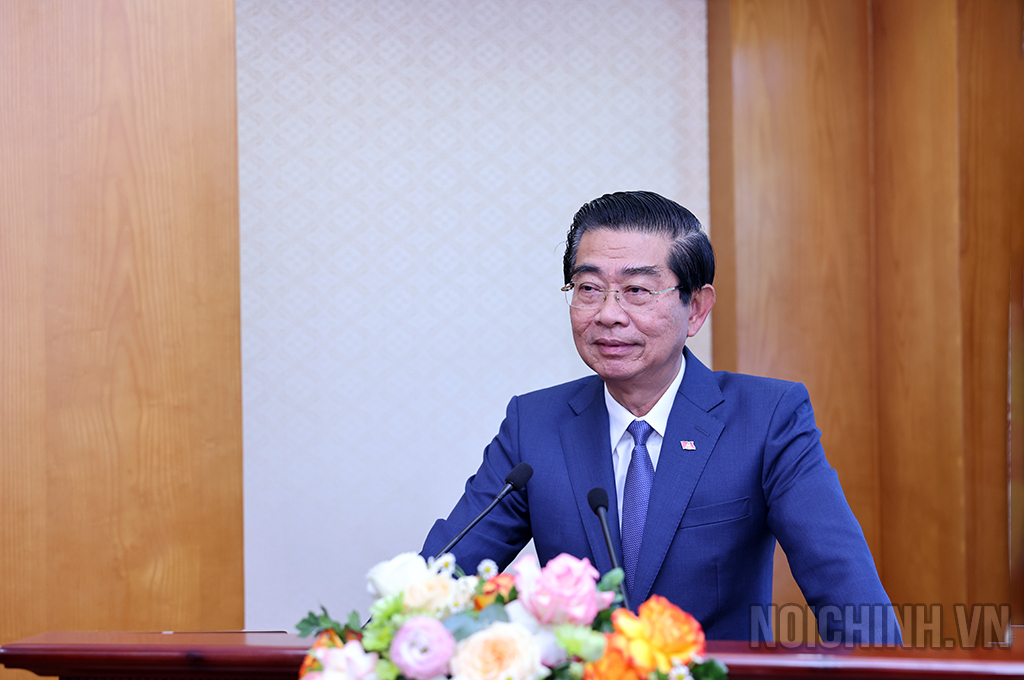 Đồng chí Võ Văn Dũng, Ủy viên Trung ương Đảng, Phó Trưởng Ban Thường trực, Bí thư Đảng ủy Ban Nội chính Trung ương phát biểu chỉ đạo Đại hội