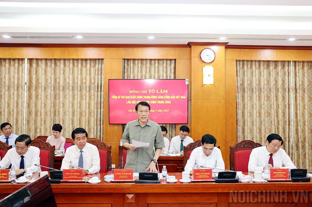 Đồng chí Lương Tam Quang, Ủy viên Bộ Chính trị, Bộ trưởng Bộ Công an