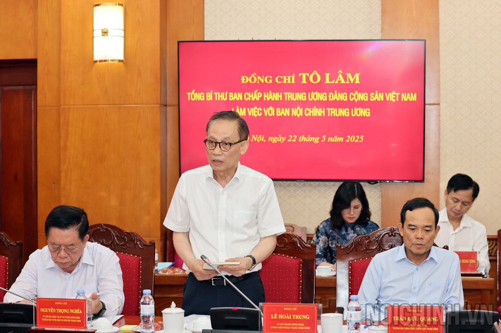 Đồng chí Lê Hoài Trung, Bí thư Trung ương Đảng, Chánh Văn phòng Trung ương Đảng