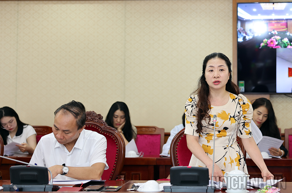 Đồng chí Trần Thị Hằng, Vụ trưởng Vụ Cải cách tư pháp