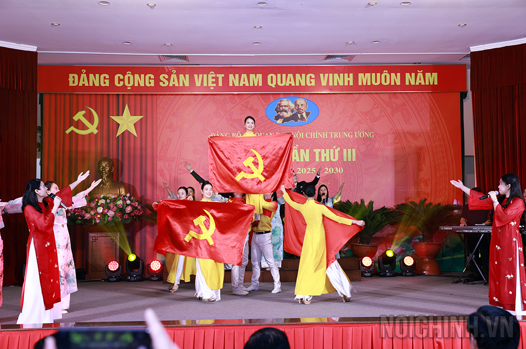 Các tiết mục văn nghệ chào mừng Đại hội