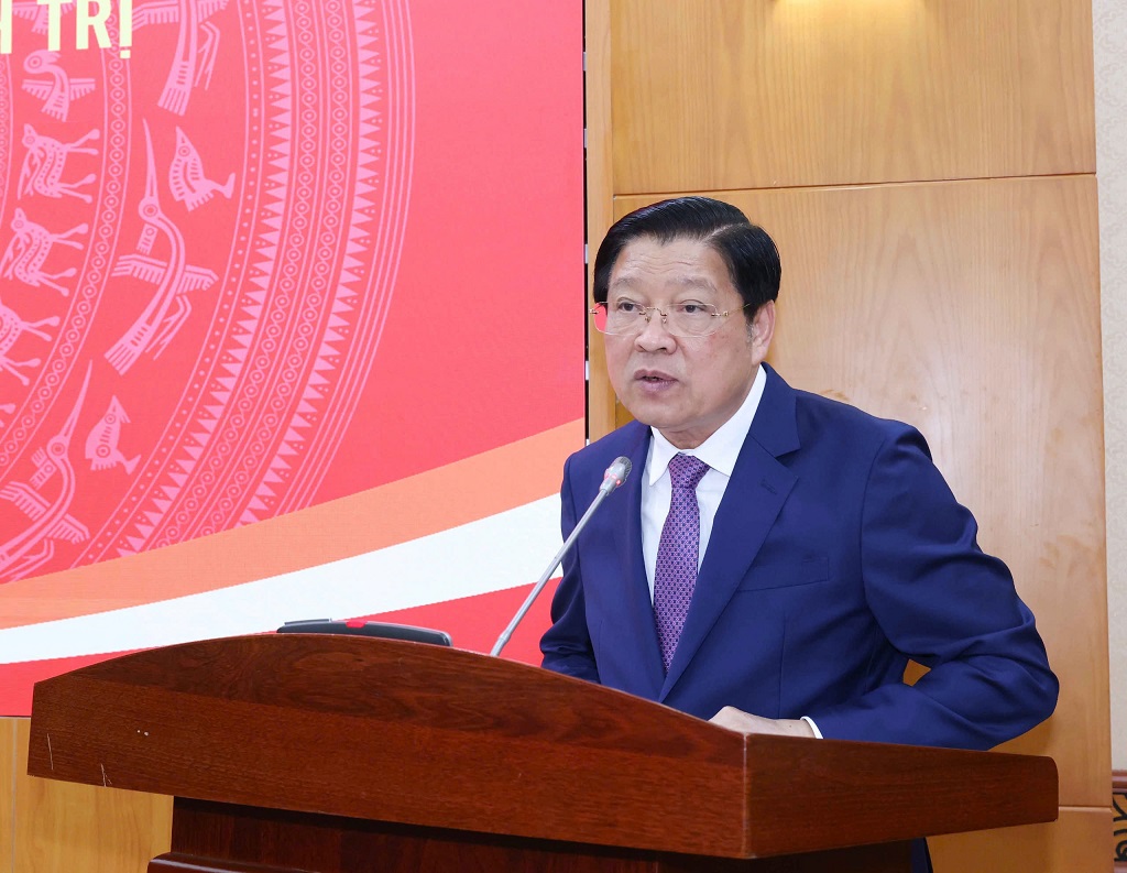 Đồng chí Phan Đình Trạc, Ủy viên Bộ Chính trị, Bí thư Trung ương Đảng, Trưởng Ban Nội chính Trung ương phát biểu giao nhiệm vụ