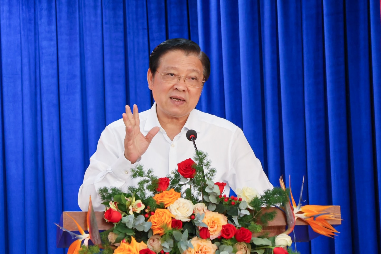 Đồng chí Phan Đình Trạc, Ủy viên Bộ Chính Trị, Bí thư Trung ương Đảng, Trưởng Ban Nội chính Trung ương phát biểu tại Hội nghị