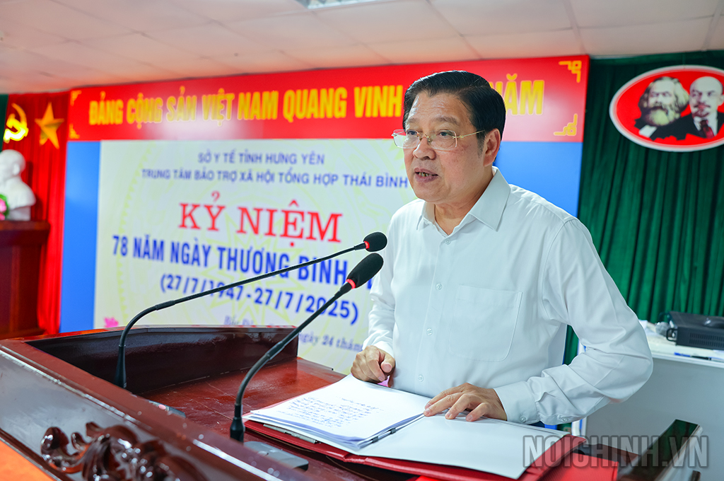 Đồng chí Phan Đình Trạc, Ủy viên Bộ Chính trị, Bí thư Trung ương Đảng, Trưởng Ban Nội chính Trung ương phát biểu 