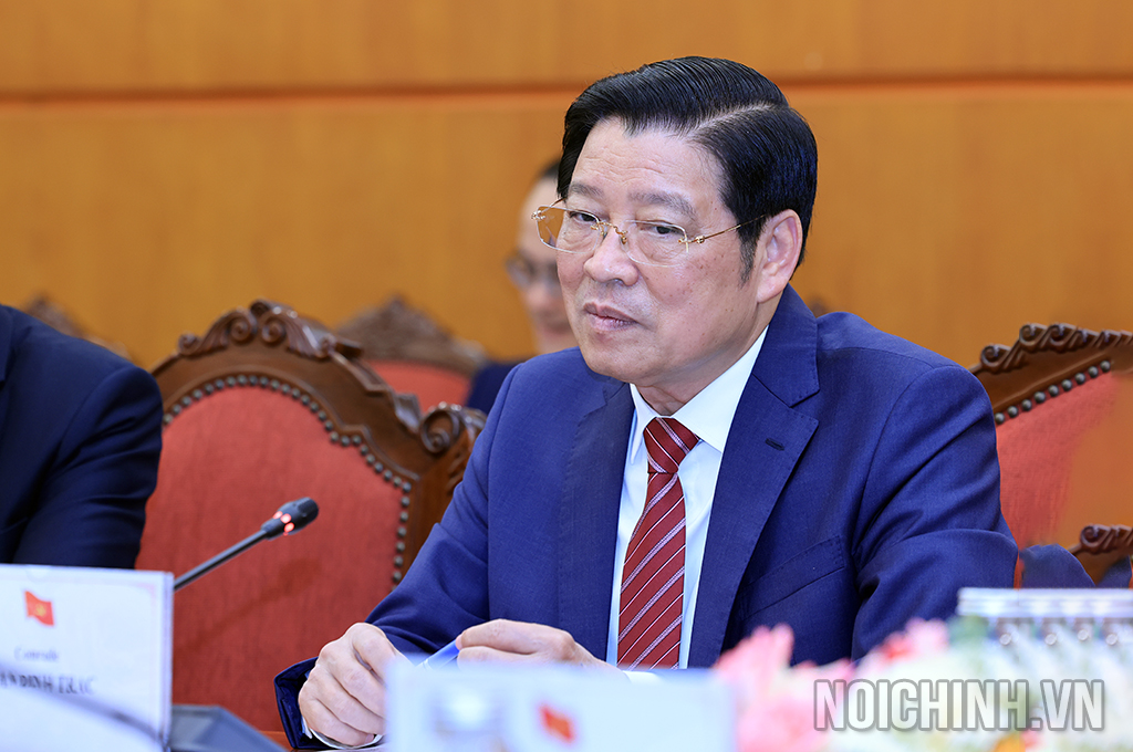 Đồng chí Phan Đình Trạc, Ủy viên Bộ Chính trị, Bí thư Trung ương Đảng, Trưởng Ban Nội chính Trung ương tại buổi tiếp