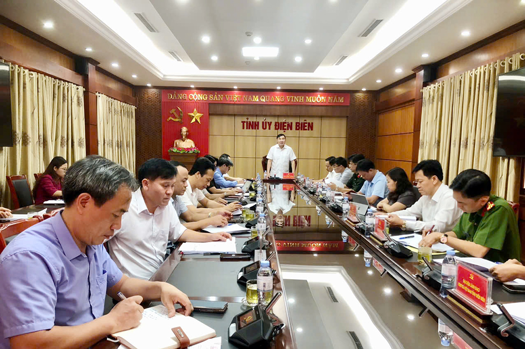 Toàn cảnh Phiên họp