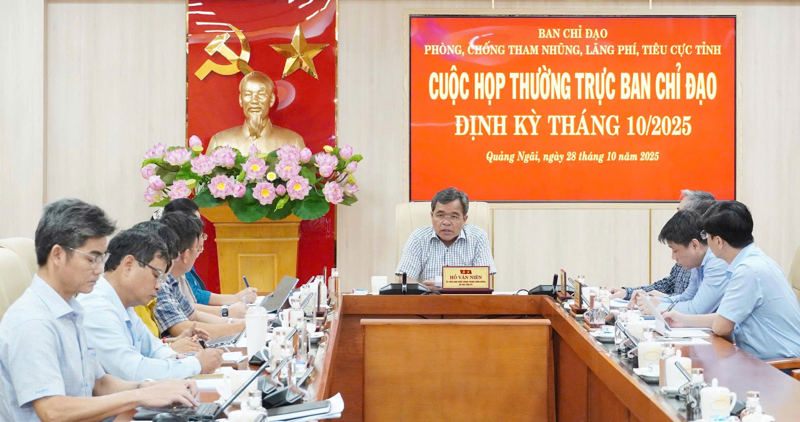 Quang cảnh Cuộc họp