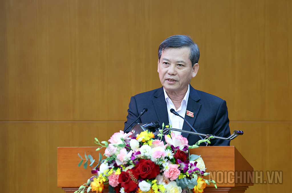 Đồng chí Lê Minh Trí, Bí thư Trung ương Đảng, Phó Trưởng ban Thường trực, Ủy viên Ban Chỉ đạo Trung ương về phòng, chống tham nhũng, lãng phí, tiêu cực phát biểu kết luận Hội nghị