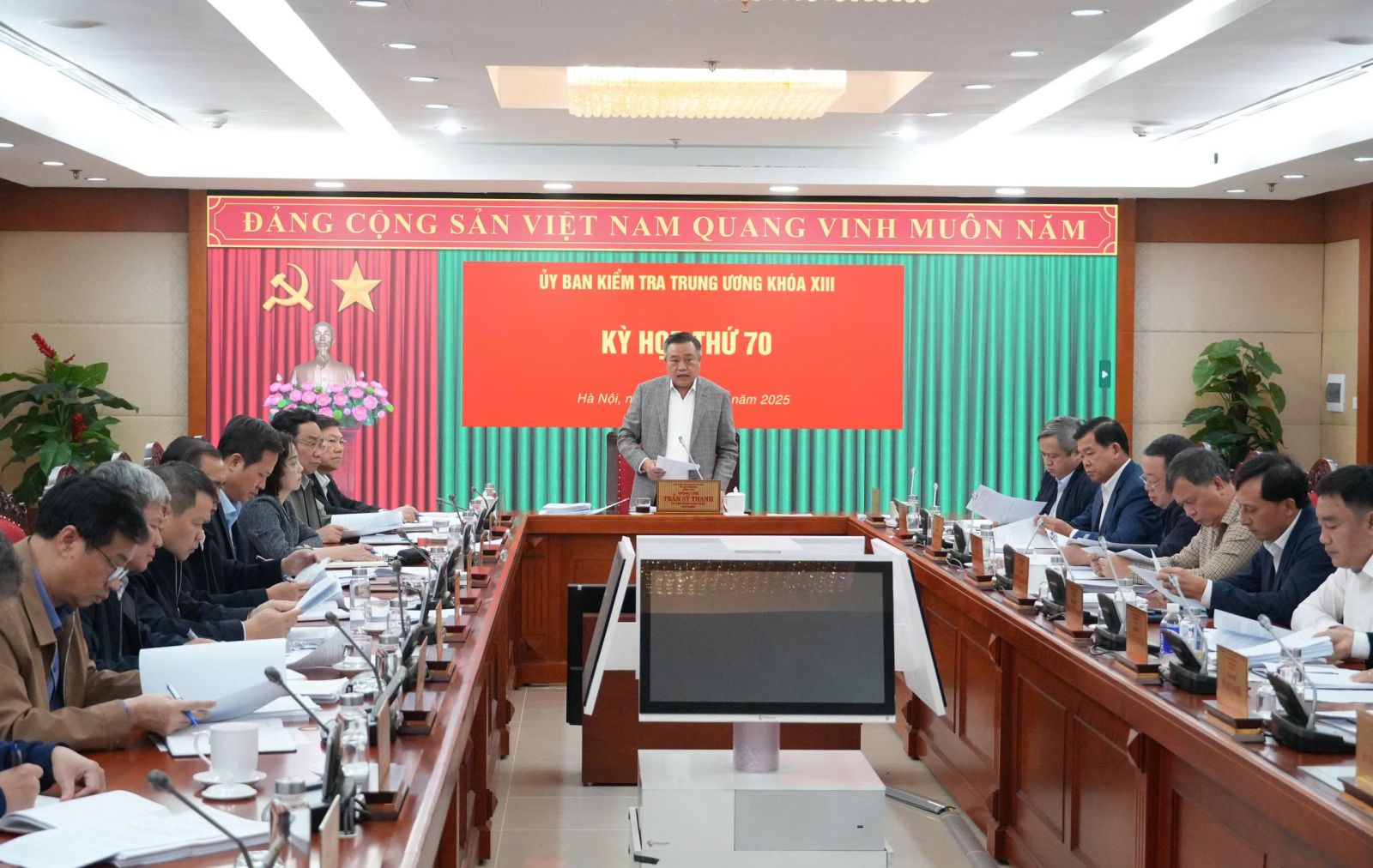 Quang cảnh Kỳ họp