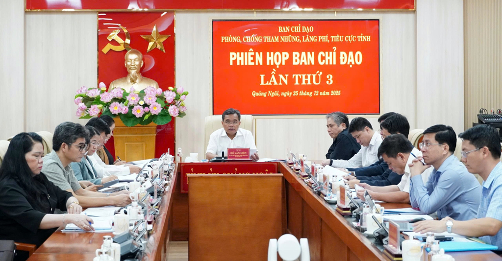 Quang cảnh Phiên họp