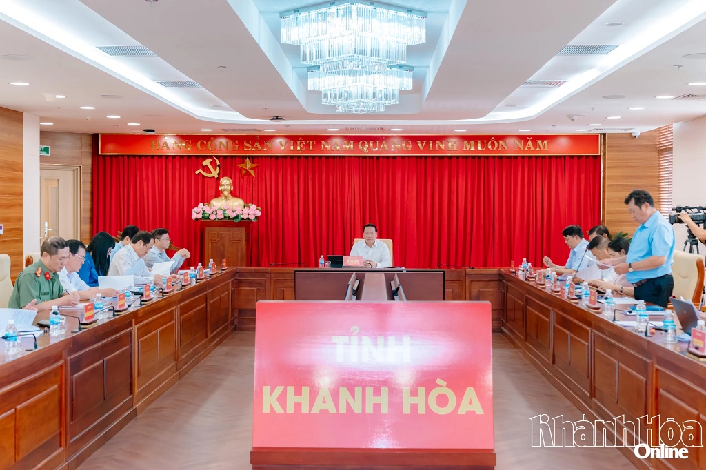 Quang cảnh Phiên họp