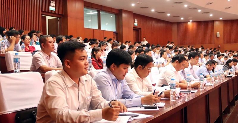 Các đại biểu dự Hội nghị