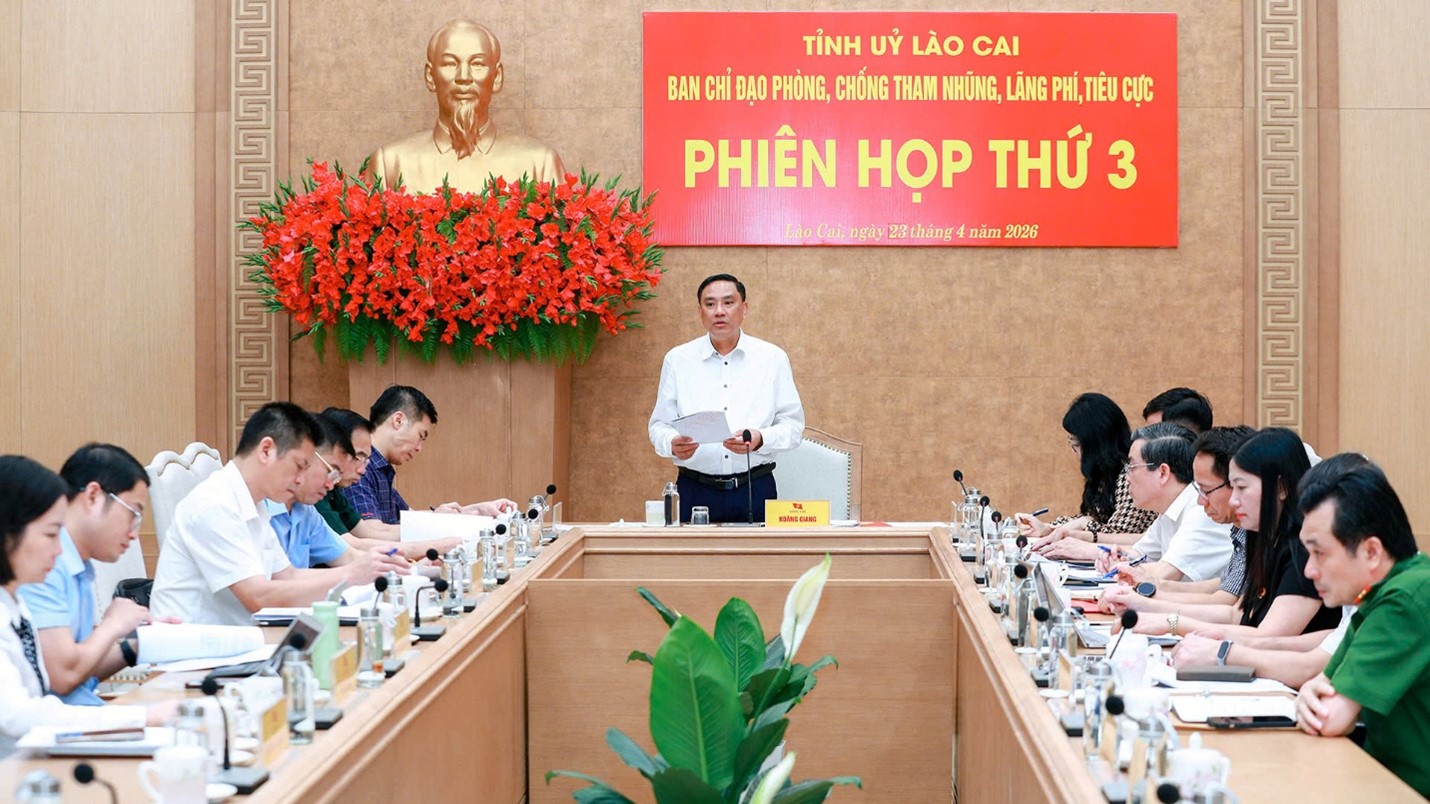 Toàn cảnh Phiên họp