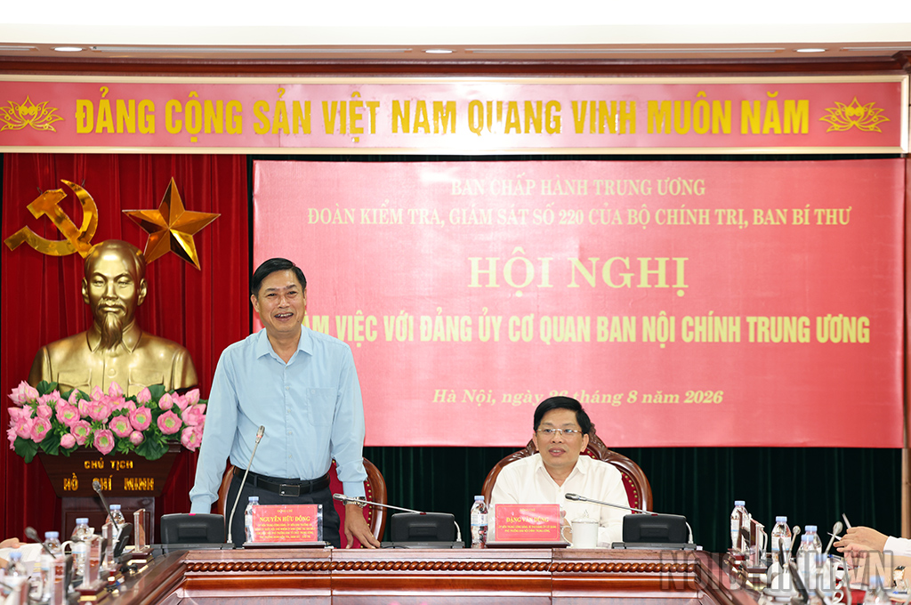 Đồng chí Nguyễn Hữu Đông, Ủy viên Trung ương Đảng, Ủy viên Ban Thường vụ Đảng ủy Quốc hội, Chủ nhiệm Ủy ban Công tác đại biểu của Quốc hội, Phó Trưởng Ban Tổ chức Trung ương, Phó Trưởng Đoàn kiểm tra, giám sát phát biểu