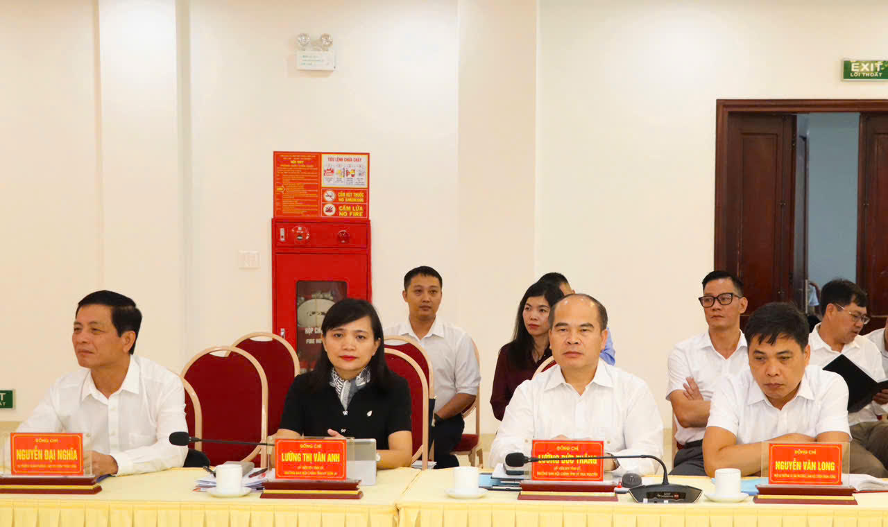 Các đại biểu tham dự Hội nghị