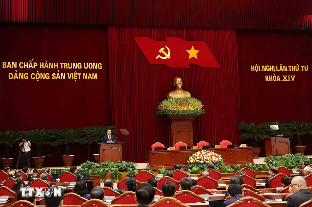 Quang cảnh Phiên bế mạc