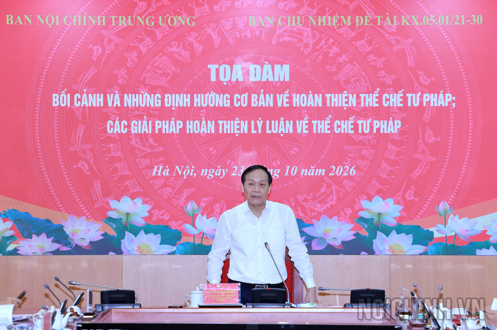 Đồng chí Nguyễn Thanh Hải, Trợ lý Trưởng Ban Nội chính Trung ương phát biểu tại Tọa đàm